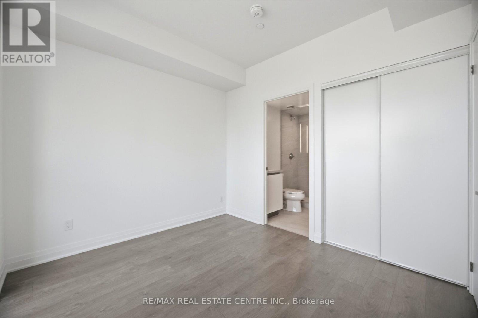 2404 - 4015 The Exchange, Mississauga, Ontario  L5B 0N9 - Photo 26 - W13422898
