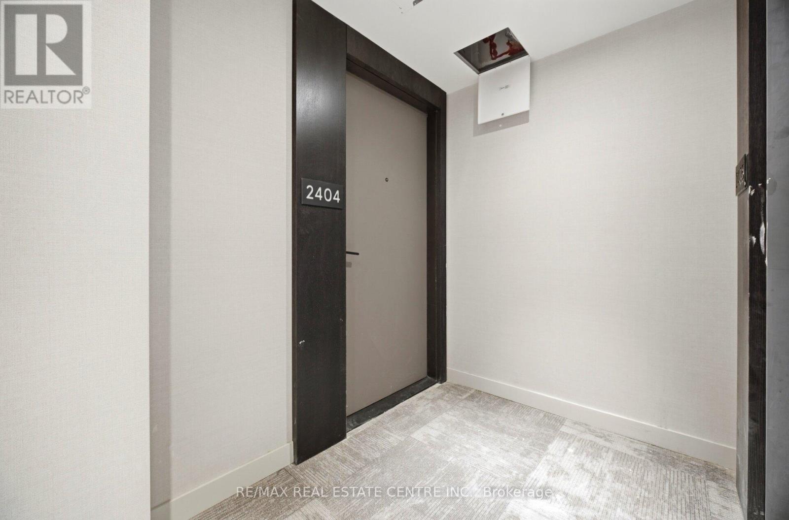 2404 - 4015 The Exchange, Mississauga, Ontario  L5B 0N9 - Photo 6 - W13422898