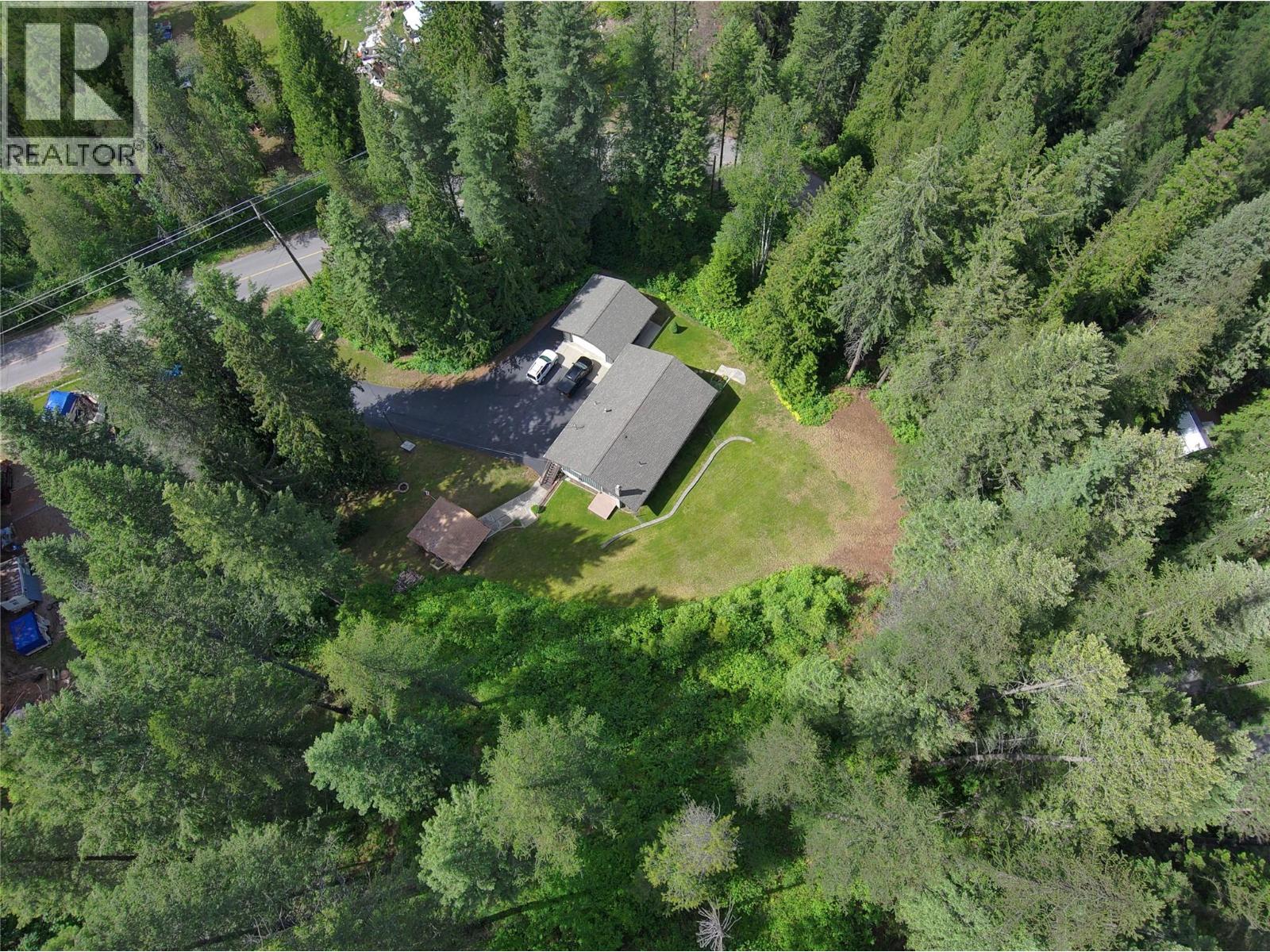 2162 Old Salmo Road, Fruitvale, British Columbia  V0G 1L1 - Photo 58 - 10376108