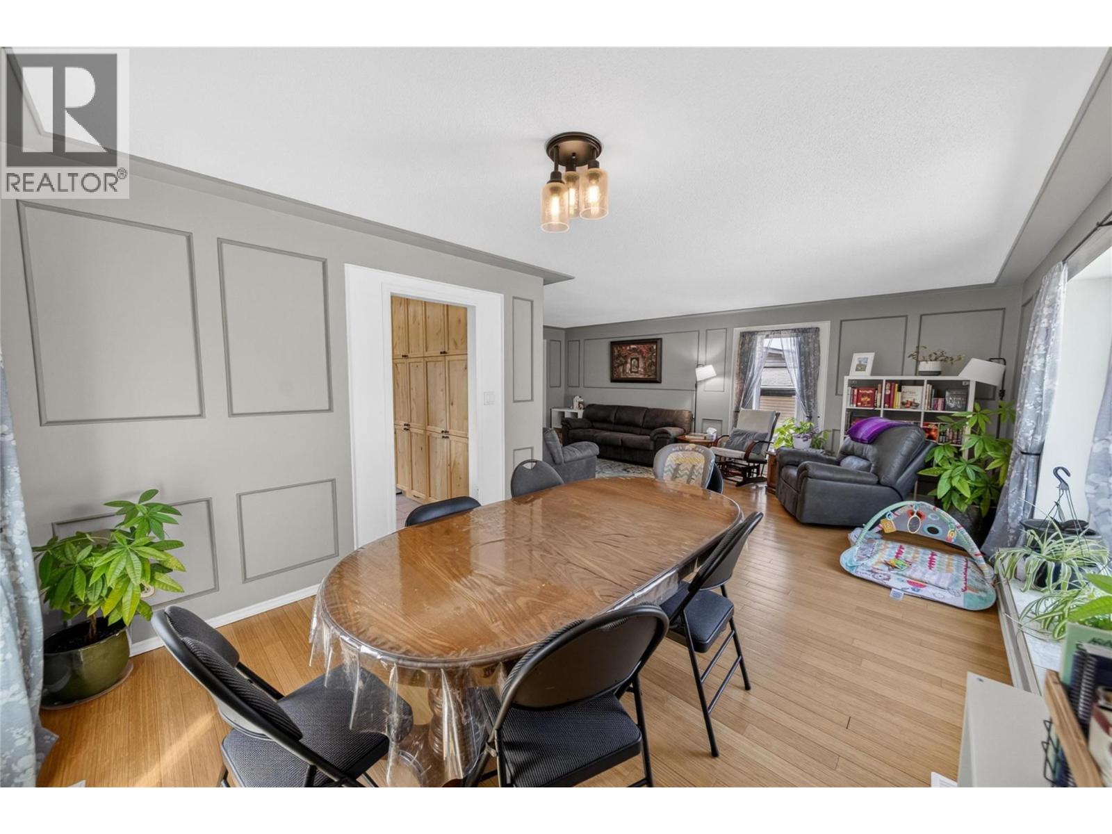805 29th Avenue S, Cranbrook, British Columbia V1C 3K5 - Photo 10 - 10390505