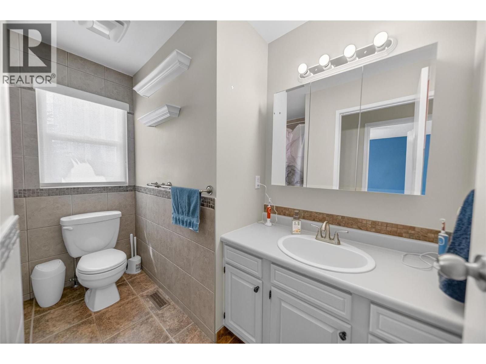 805 29th Avenue S, Cranbrook, British Columbia V1C 3K5 - Photo 18 - 10390505