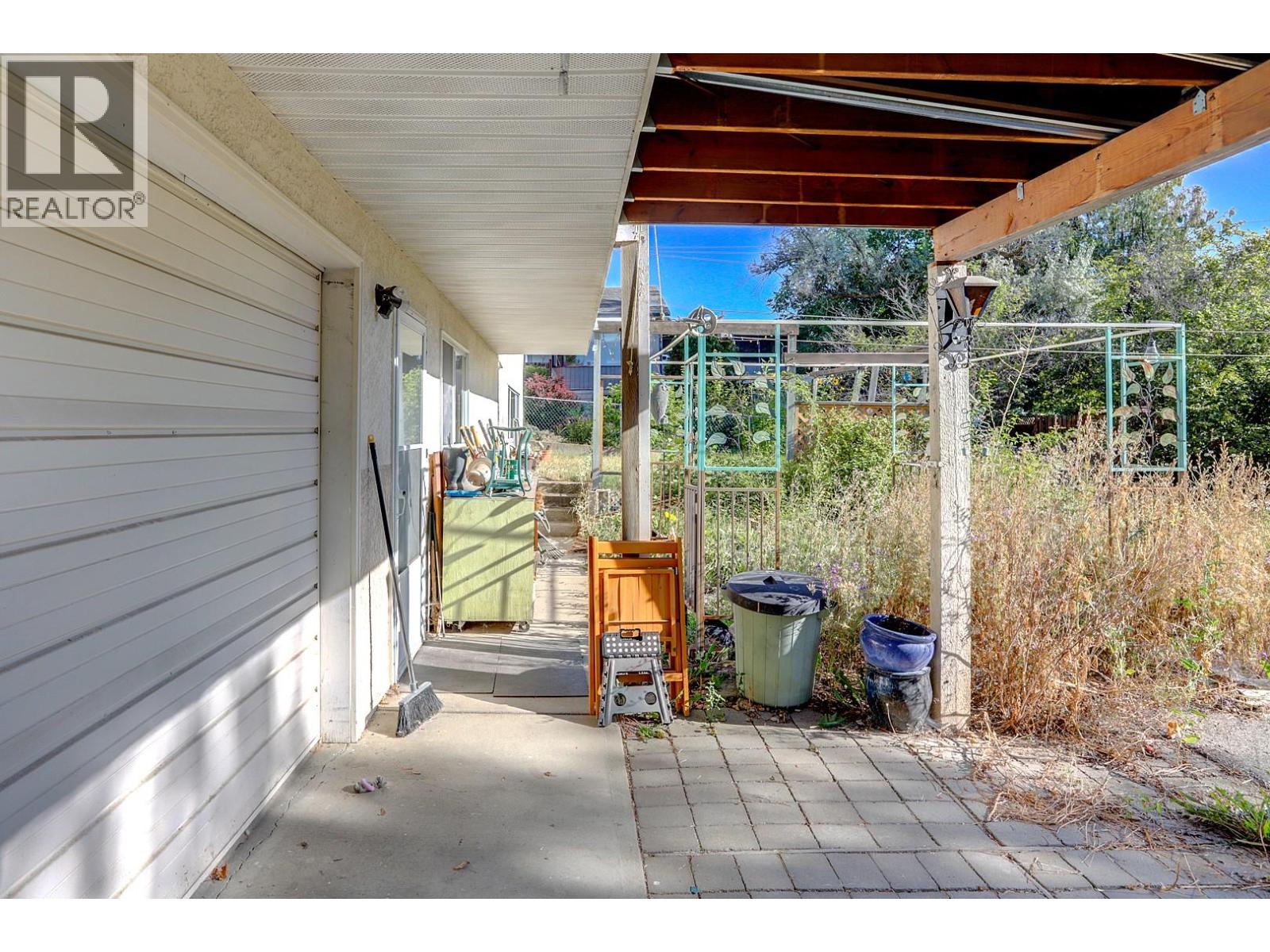 2703 18 Street, Vernon, British Columbia  V1T 4A3 - Photo 52 - 10390758