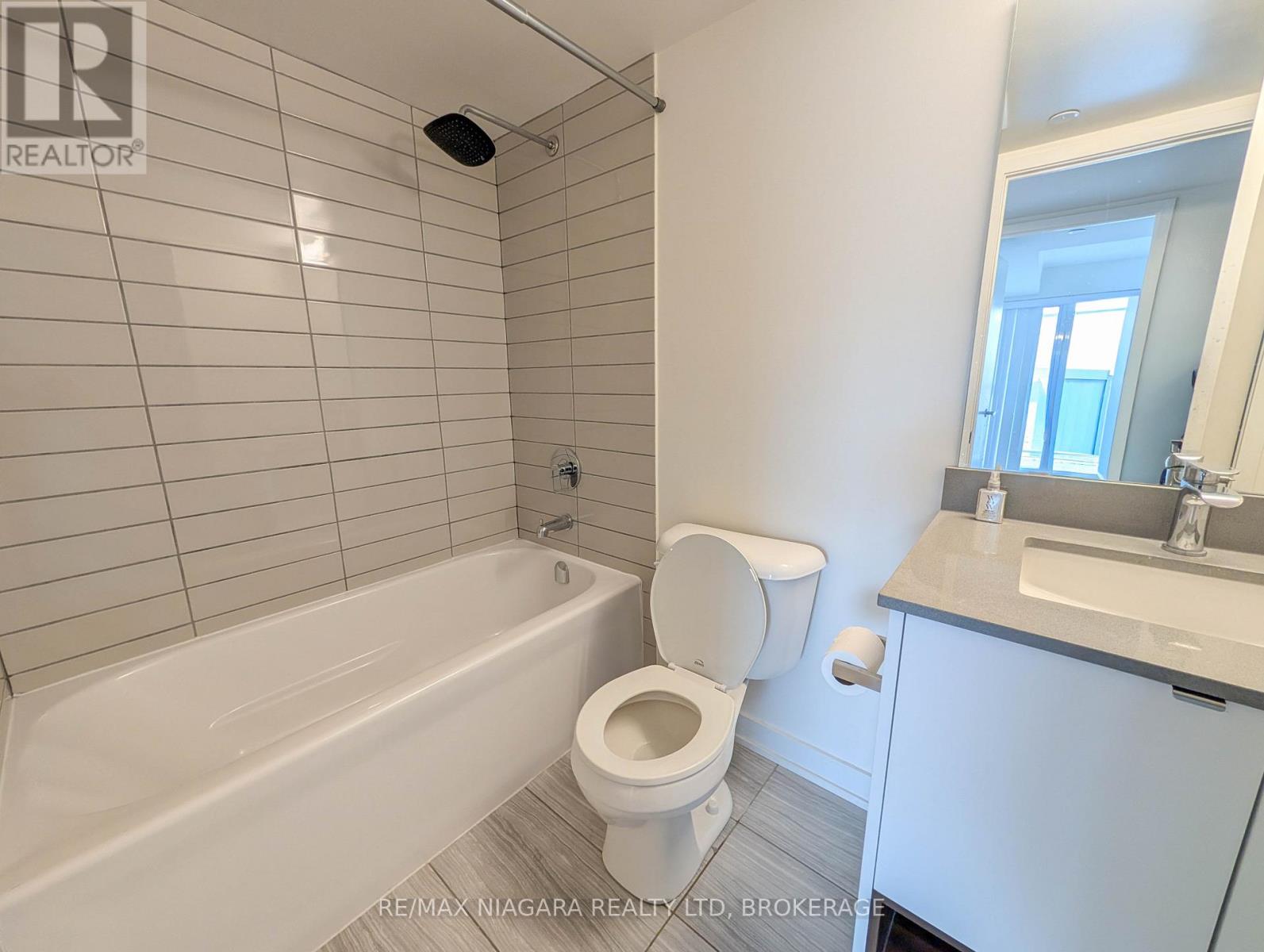 B430 - 1119 Cooke Boulevard, Burlington, Ontario  L7T 0C7 - Photo 16 - W13422964