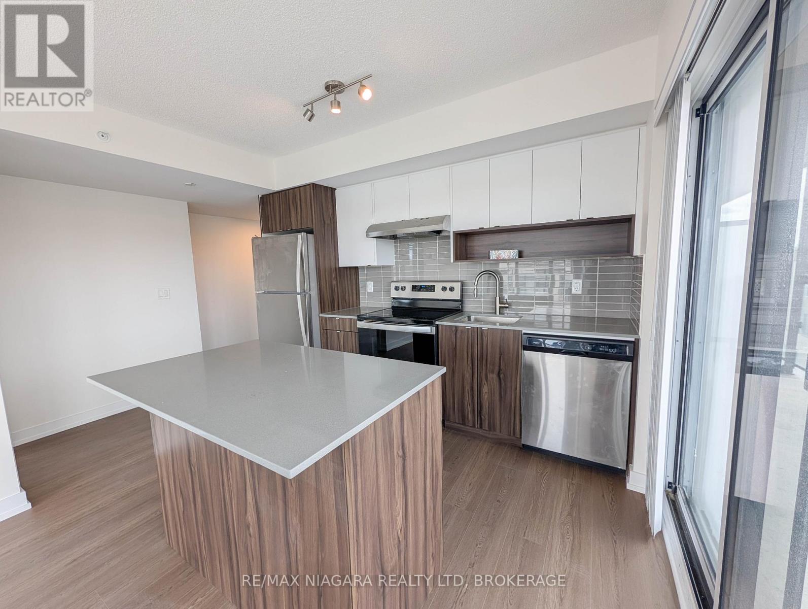 B430 - 1119 Cooke Boulevard, Burlington, Ontario  L7T 0C7 - Photo 6 - W13422964