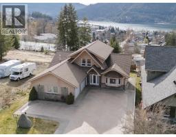 449 Hampton Gray Place, Nelson, British Columbia