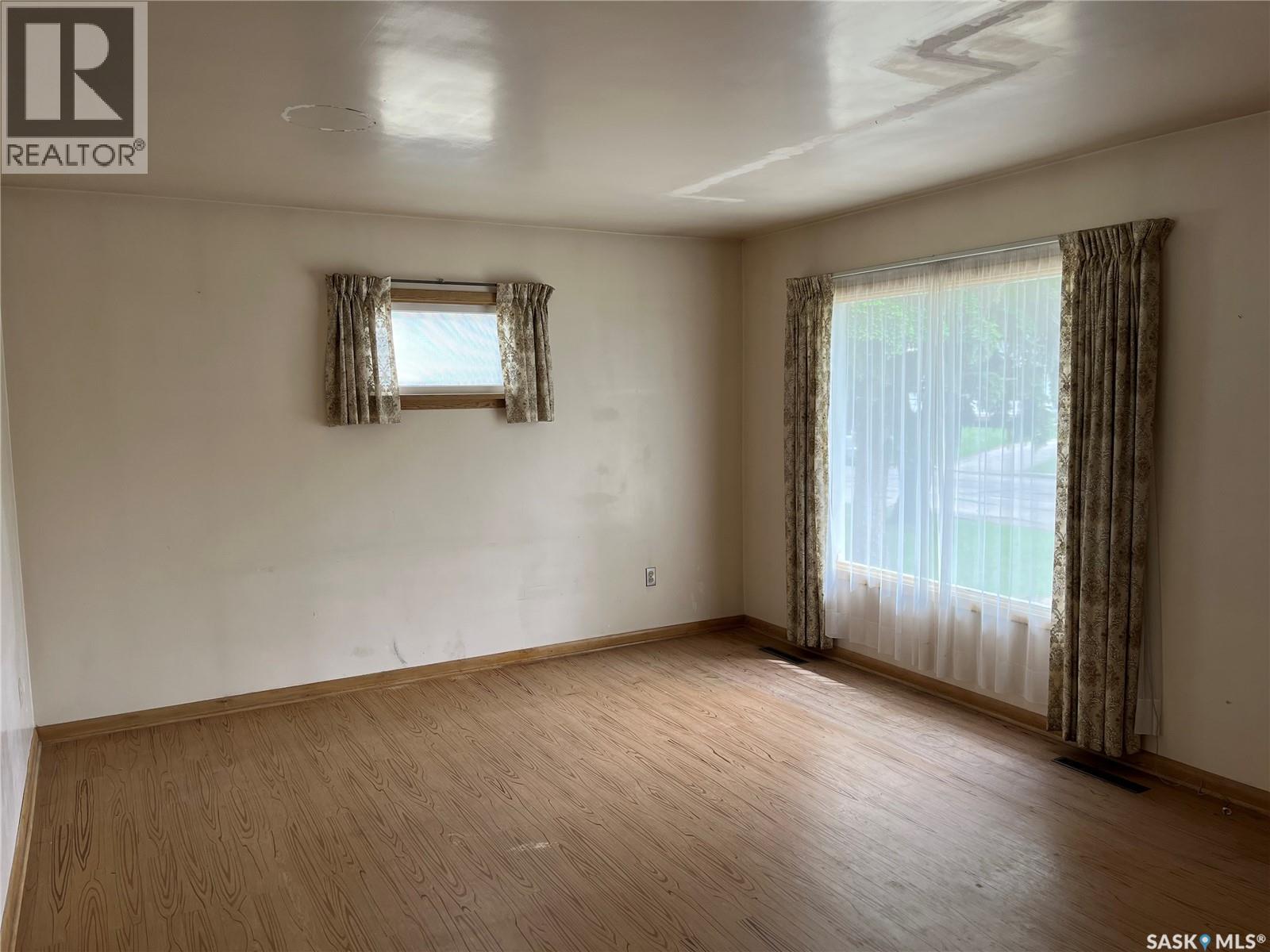 1010 13th Street W, Prince Albert, Saskatchewan  S6V 3H7 - Photo 10 - SK035651