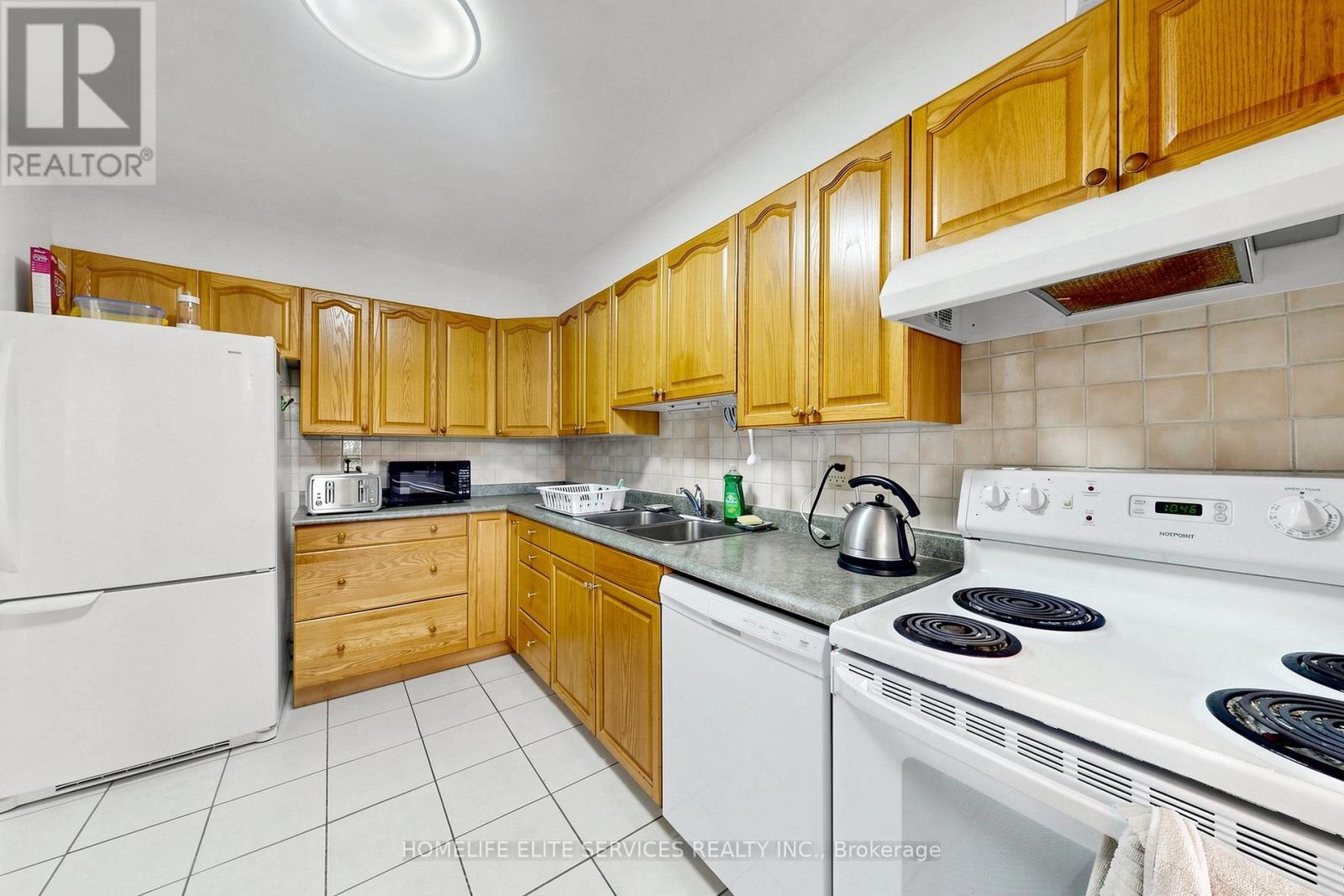 408 - 120 Dundalk Drive, Toronto, Ontario  M1P 4V9 - Photo 18 - E13423044