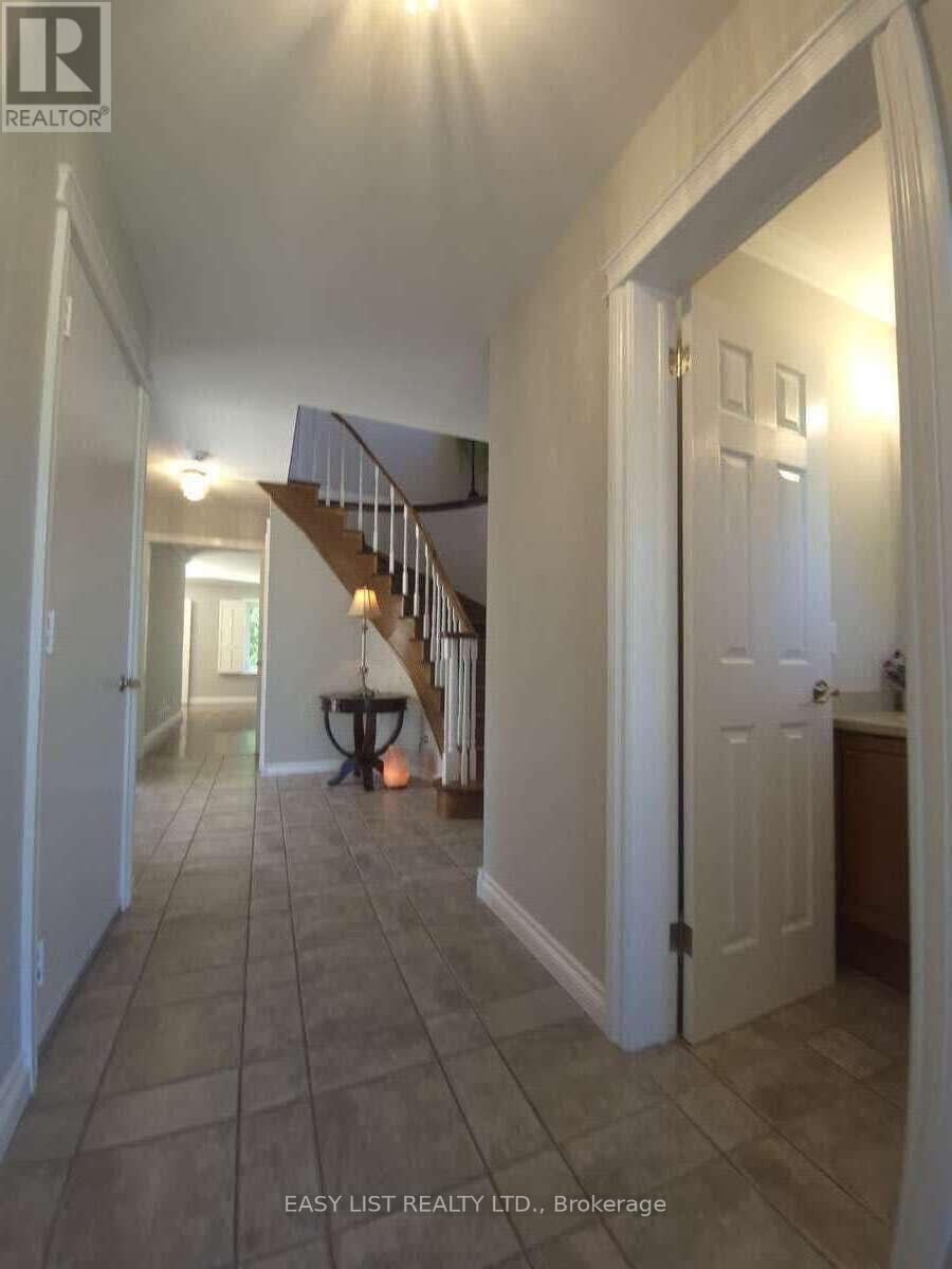51 Lyndale Crescent, Clarington (Courtice), Ontario  L1E 1W6 - Photo 10 - E13423050