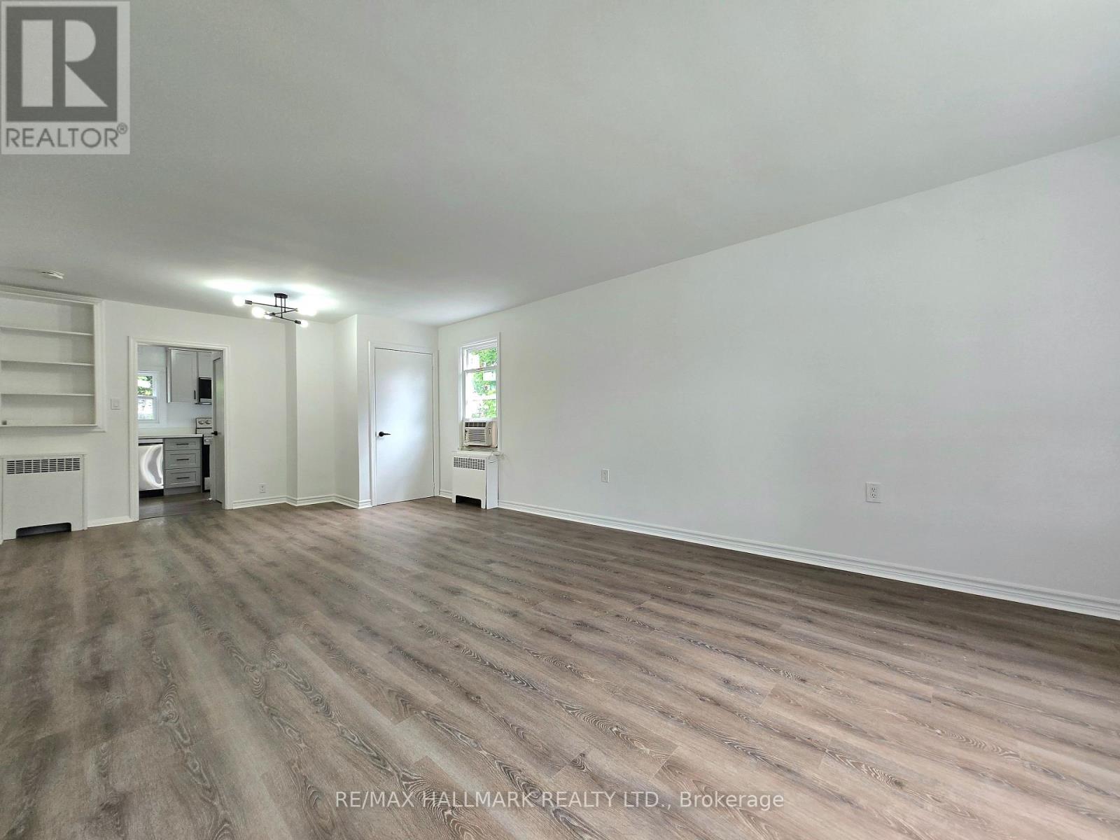 49 Hunt Avenue, Richmond Hill (Mill Pond), Ontario  L4C 4H1 - Photo 6 - N13422990