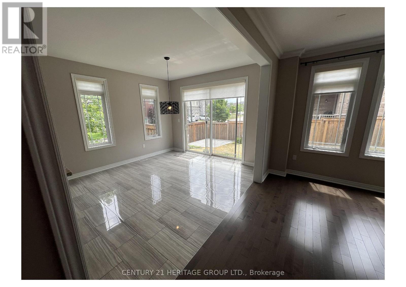 860 Elvidge Trail, Newmarket (Woodland Hill), Ontario  L3X 0J7 - Photo 11 - N13423058