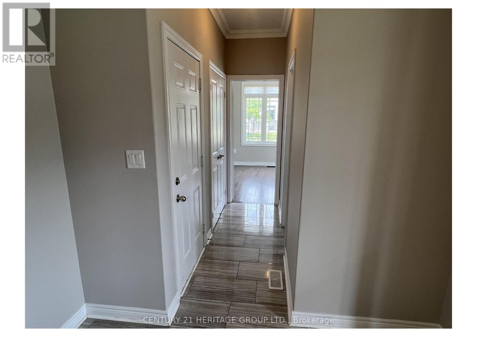 860 Elvidge Trail, Newmarket (Woodland Hill), Ontario  L3X 0J7 - Photo 6 - N13423058