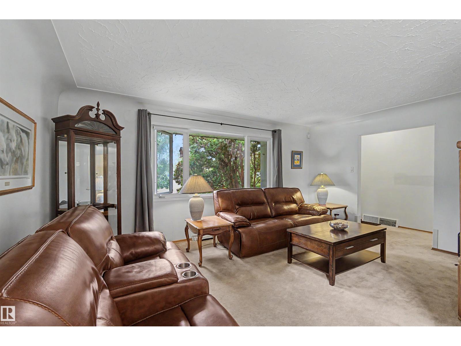 10647 147 St NW, Edmonton, Alberta  T5N 3C6 - Photo 7 - E4492590