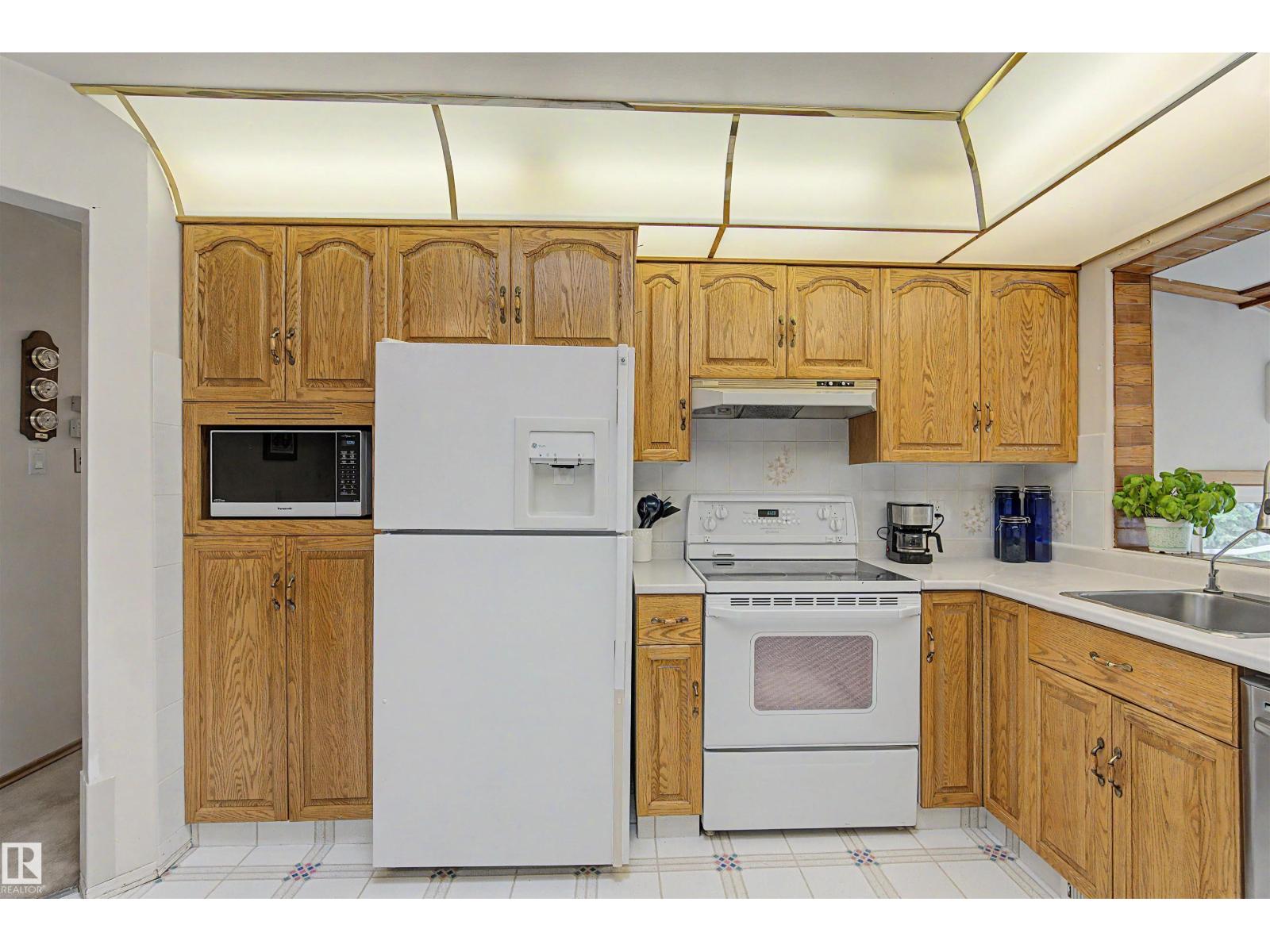 10647 147 St NW, Edmonton, Alberta  T5N 3C6 - Photo 35 - E4492590