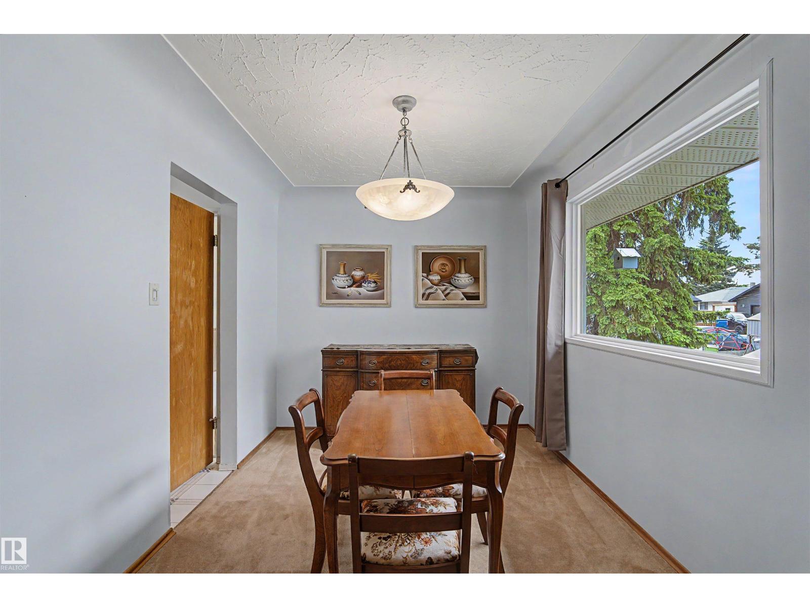 10647 147 St NW, Edmonton, Alberta  T5N 3C6 - Photo 10 - E4492590