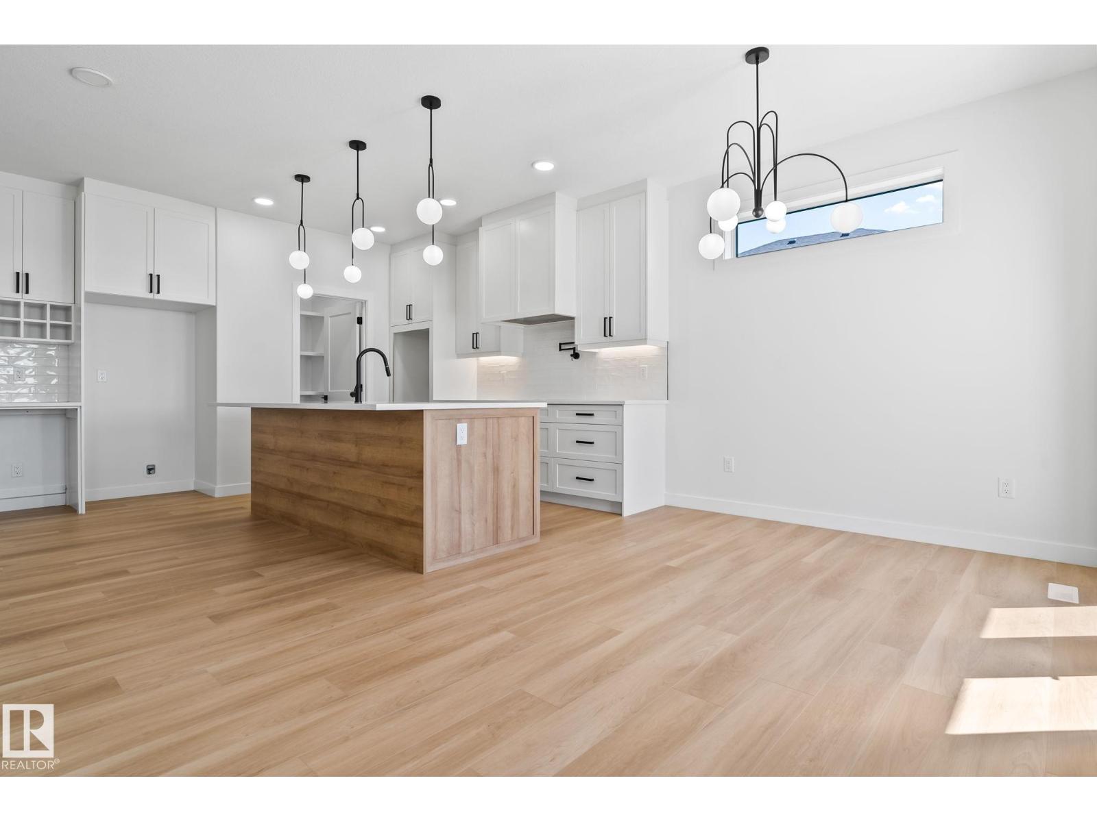 1411 Redpoll Court Nw, Edmonton, Alberta  T5S 0V4 - Photo 9 - E4492671