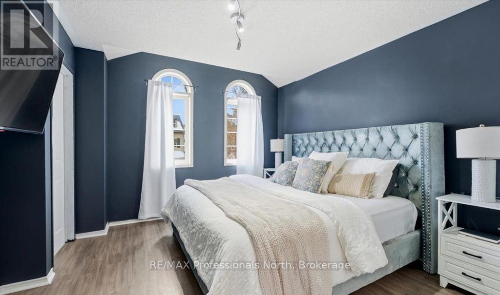 98 Roxton Road, Oakville (Ro River Oaks), Ontario  L6H 6V4 - Photo 16 - W13422380