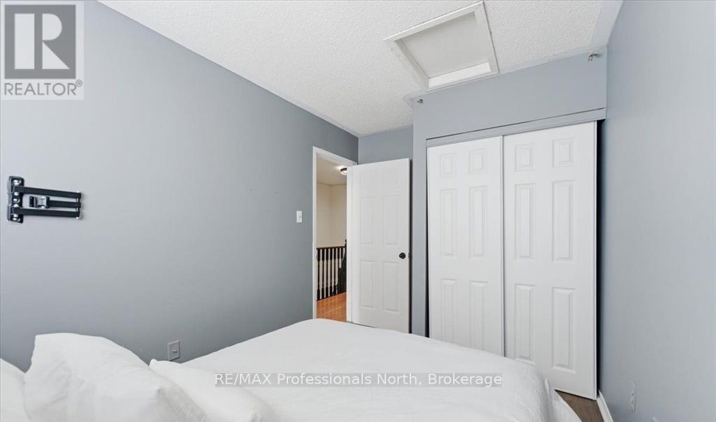 98 Roxton Road, Oakville (Ro River Oaks), Ontario  L6H 6V4 - Photo 18 - W13422380