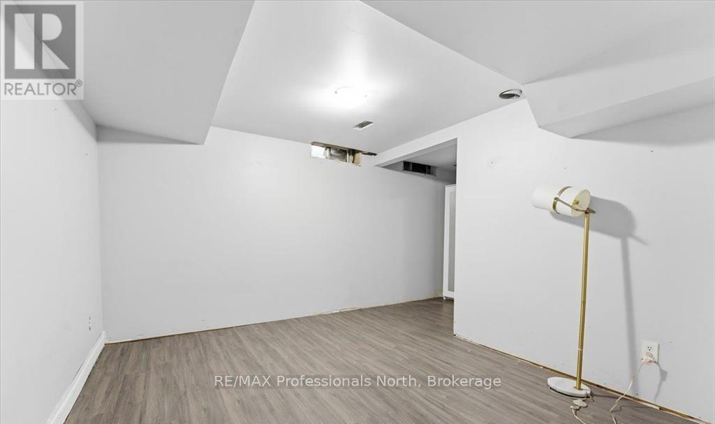 98 Roxton Road, Oakville (Ro River Oaks), Ontario  L6H 6V4 - Photo 21 - W13422380