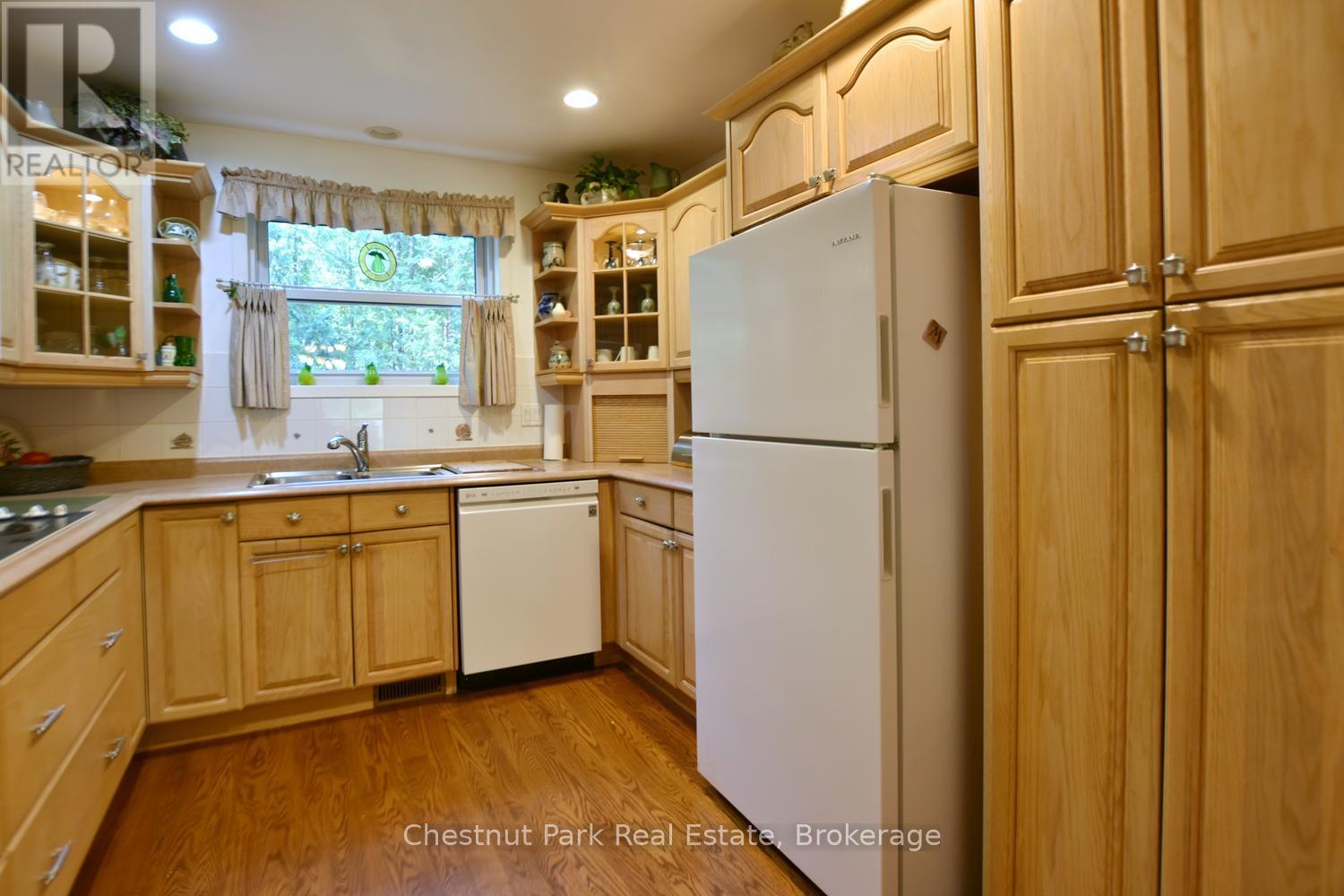 134 Lakewood Drive, Blue Mountains, Ontario  N0H 1J0 - Photo 33 - X13422364