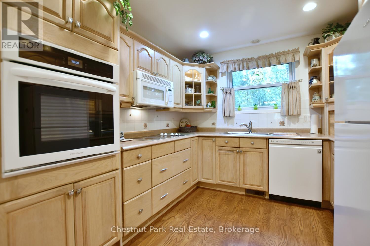 134 Lakewood Drive, Blue Mountains, Ontario  N0H 1J0 - Photo 32 - X13422364