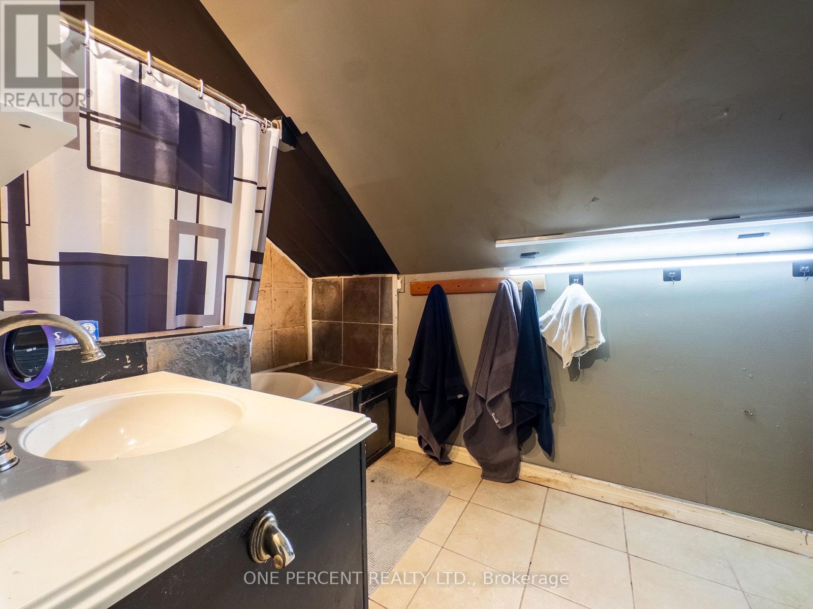 90 Palace Road, Greater Napanee, Ontario  K7R 3B3 - Photo 11 - X12917072
