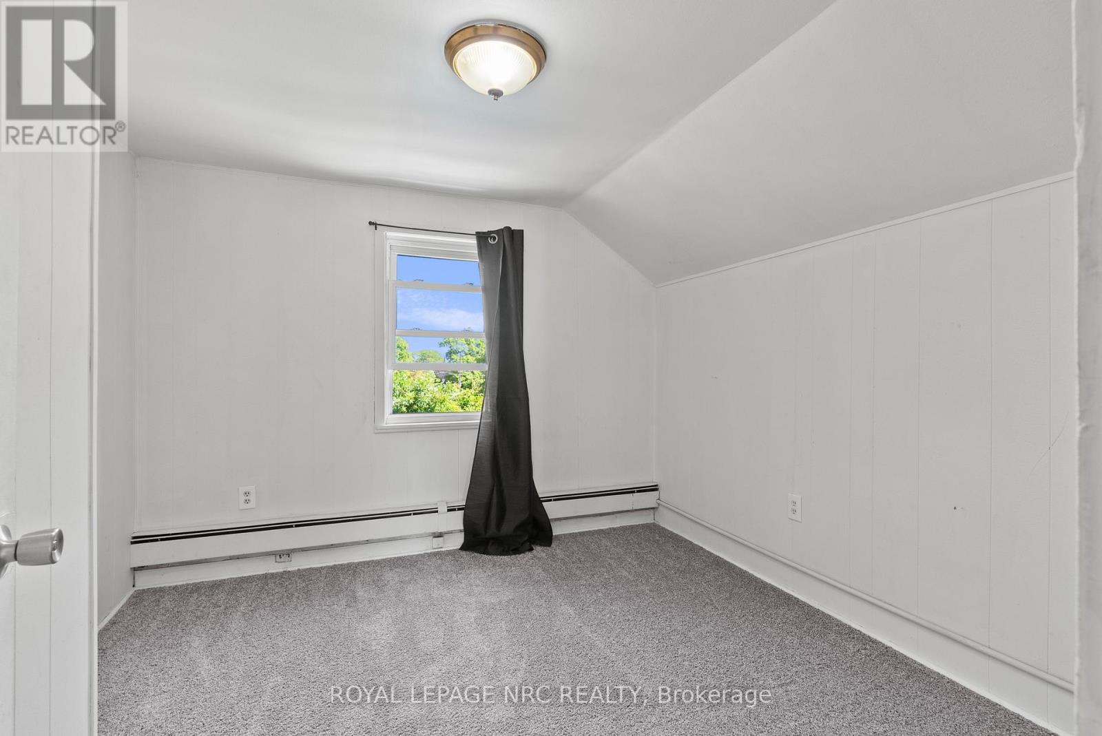 42 Leeper Street, St. Catharines, Ontario  L2S 2N2 - Photo 20 - X12975544