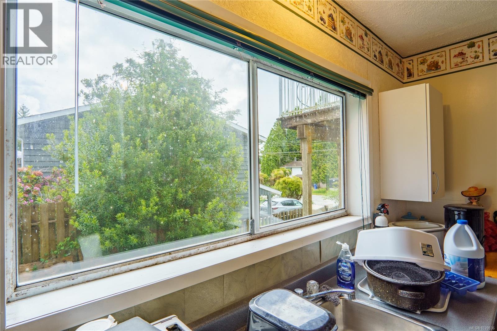 1251 Rupert Rd, Ucluelet, British Columbia V0R 3A0 - Photo 18 - 1039836