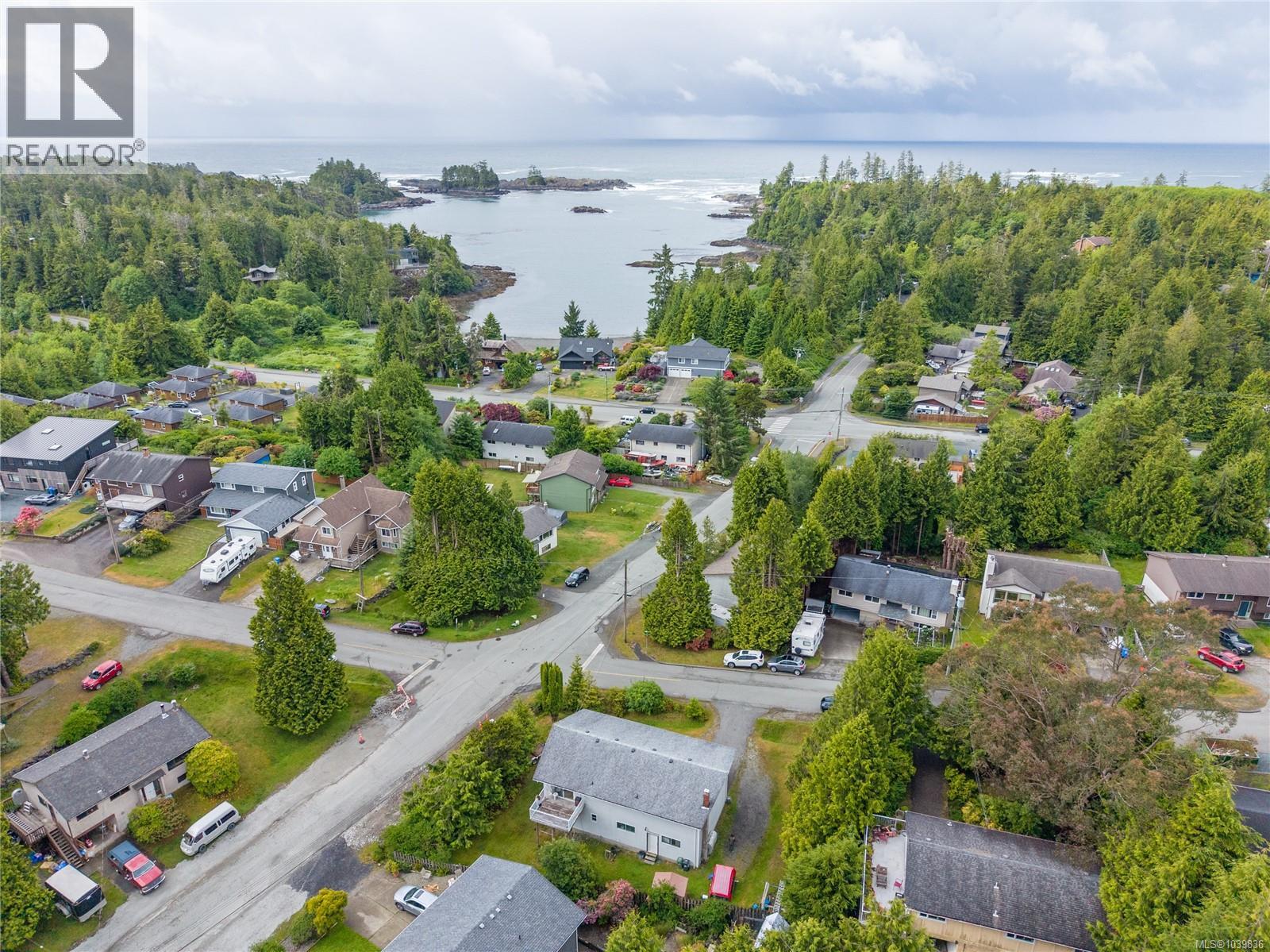 1251 Rupert Rd, Ucluelet, British Columbia V0R 3A0 - Photo 28 - 1039836