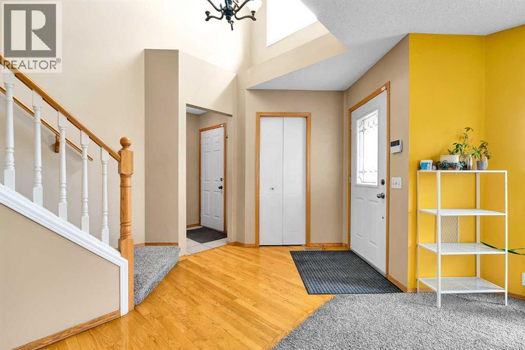 332 Harvest Hills Drive NE, Calgary, Alberta  T3K 4H7 - Photo 3 - A2288215