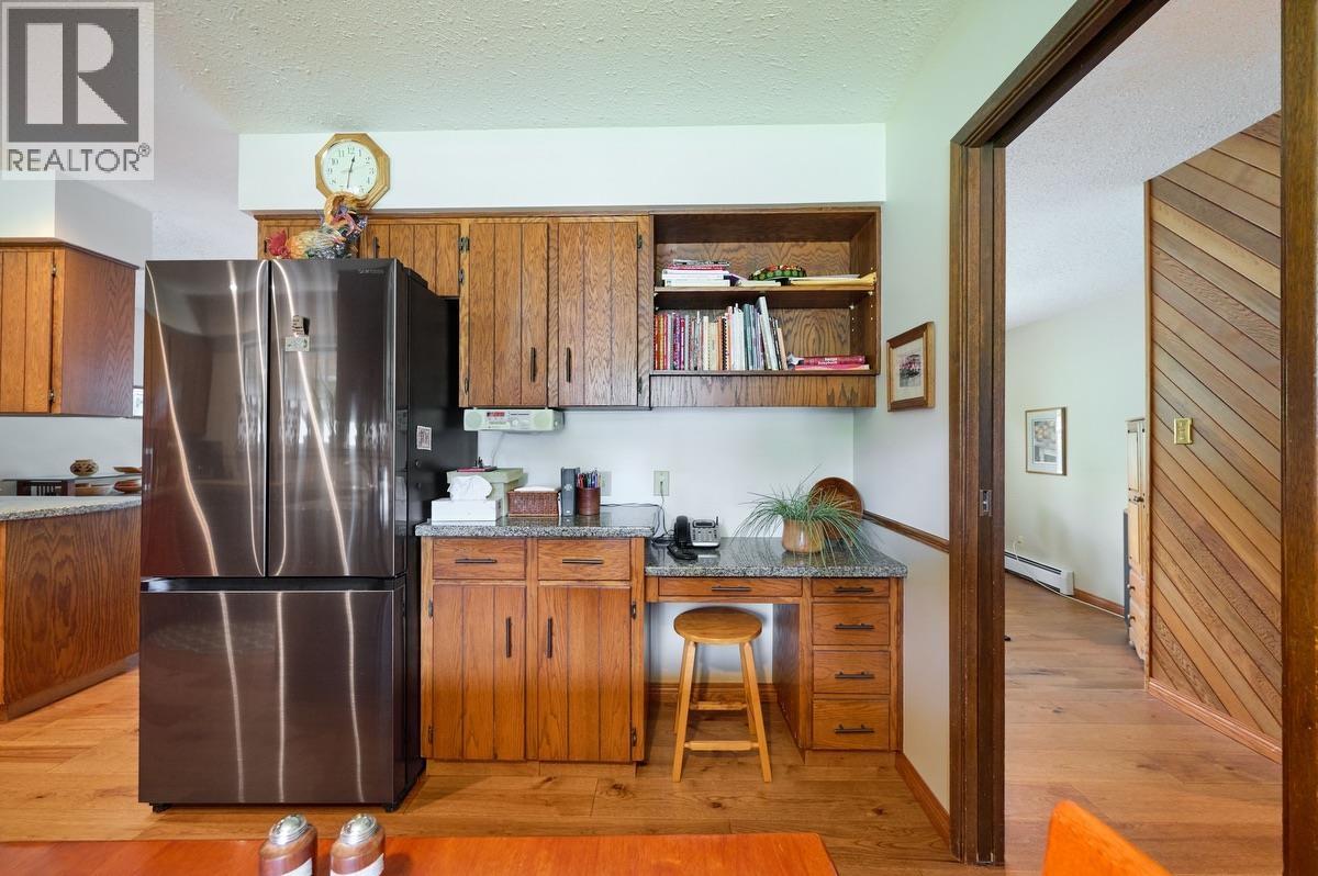 19437 119b Avenue, Pitt Meadows, British Columbia  V3Y 1J9 - Photo 8 - R3134268