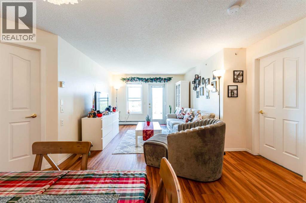 415, 5000 Somervale Court SW, Calgary, Alberta  T2Y 4M1 - Photo 3 - A2314542