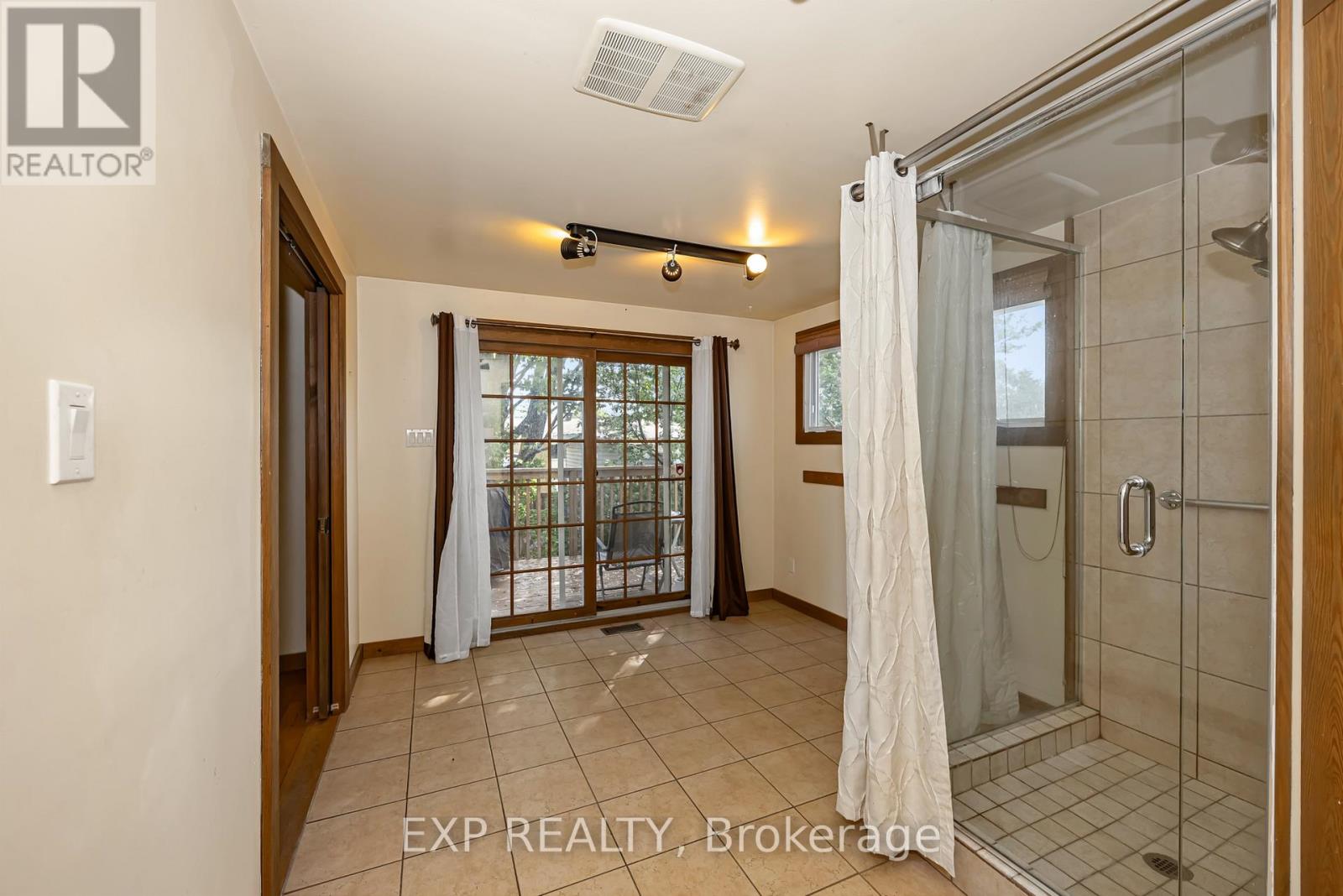 21 Southview Crescent, Ottawa, Ontario K2E 5R4 - Photo 17 - X13211740