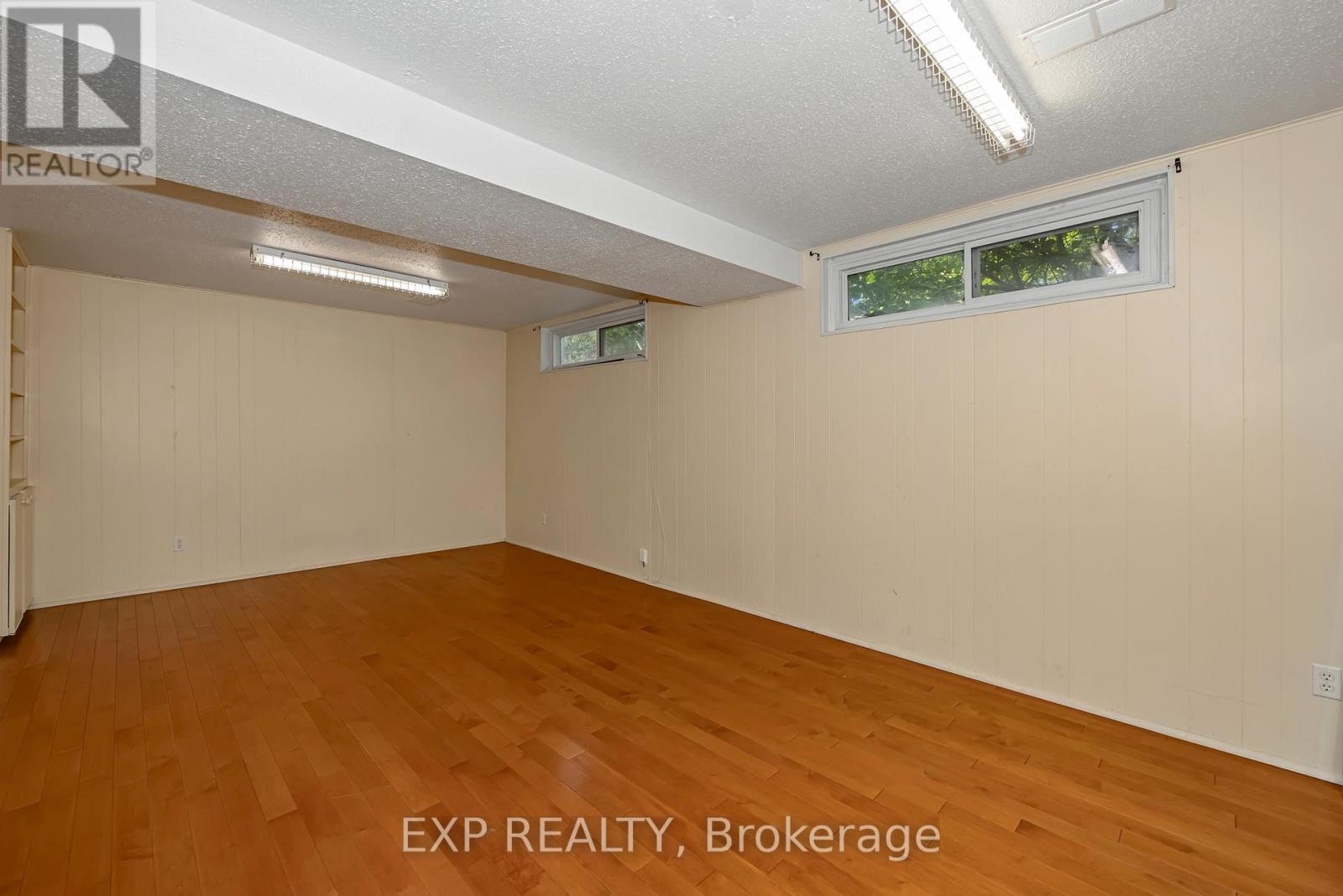 21 Southview Crescent, Ottawa, Ontario K2E 5R4 - Photo 31 - X13211740