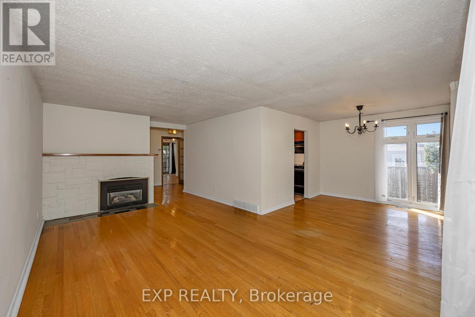 21 Southview Crescent, Ottawa, Ontario K2E 5R4 - Photo 8 - X13211740