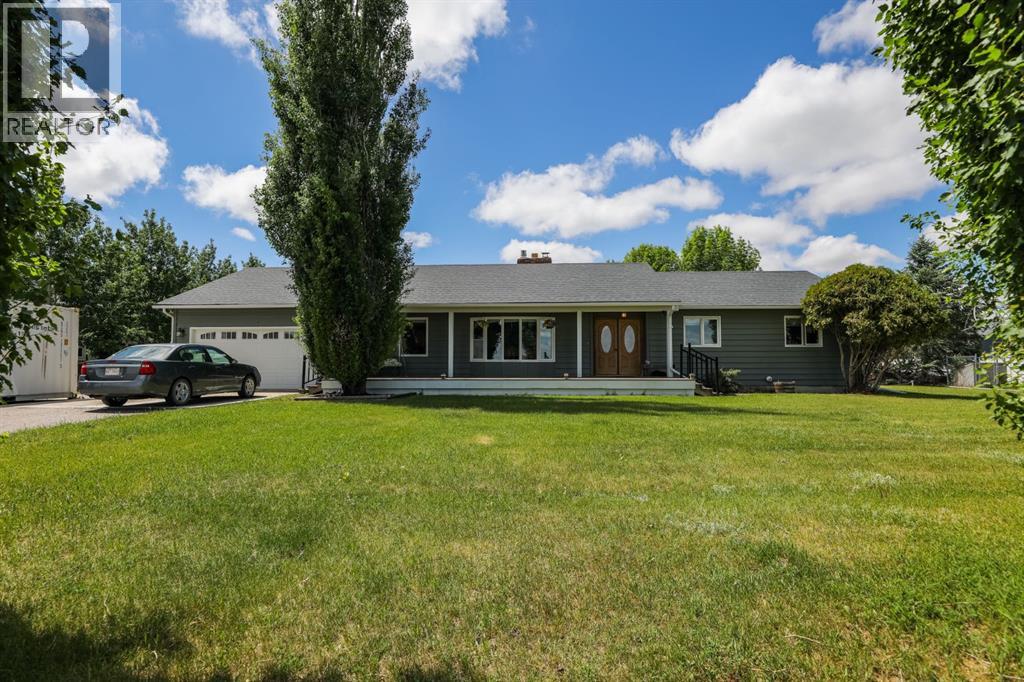 54 N 4 Street E, Magrath, Alberta  T0K 1J0 - Photo 1 - A2317748