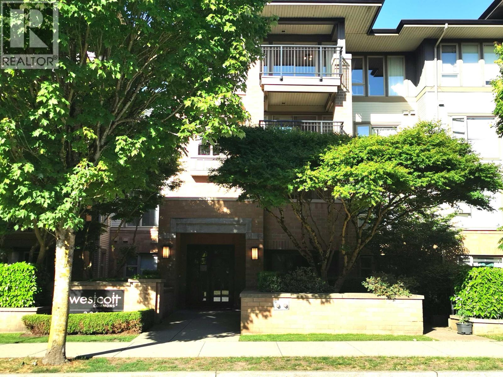 318 2388 WESTERN PARKWAY