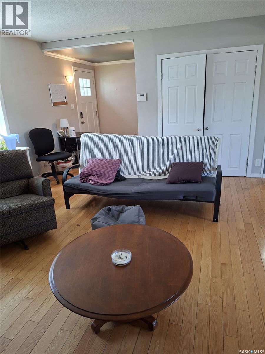 106 106 106th Street W, Saskatoon, Saskatchewan  S7N 1Y8 - Photo 3 - SK038684