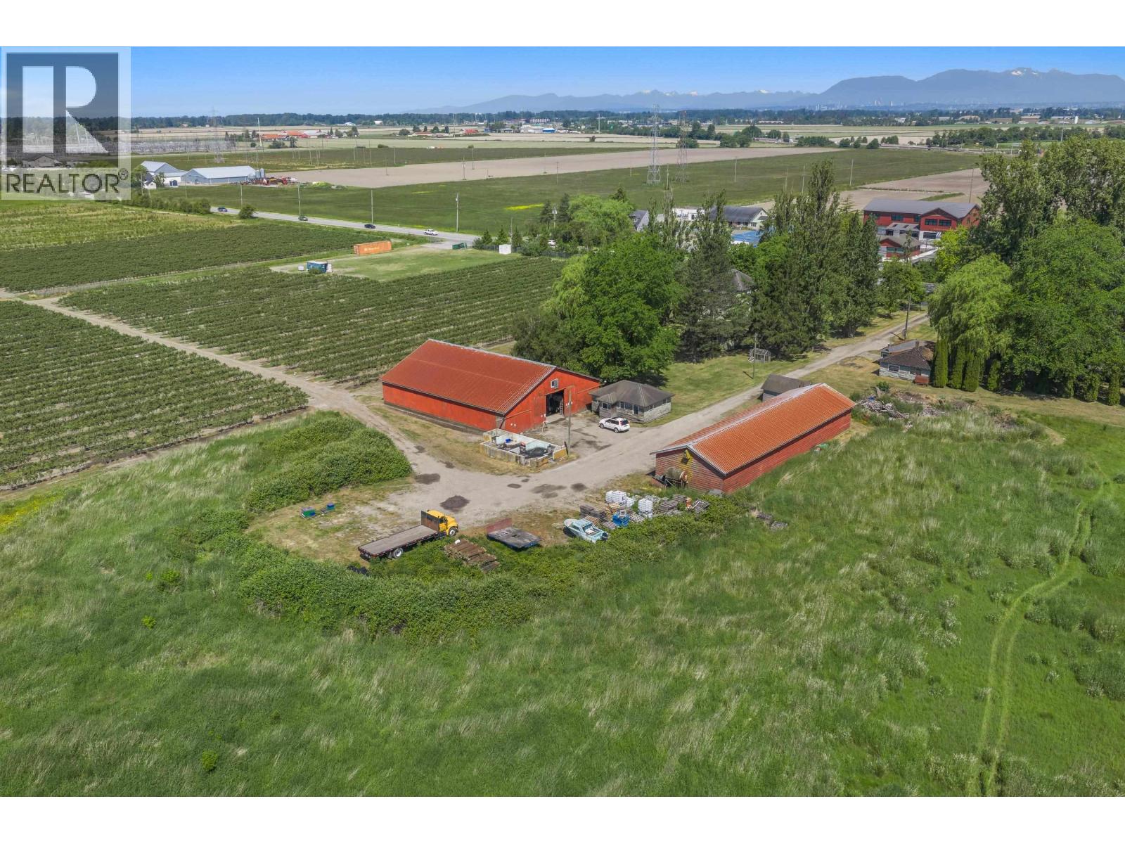 7064 Ladner Trunk Road, Delta, British Columbia  V4K 3N3 - Photo 17 - R3133247