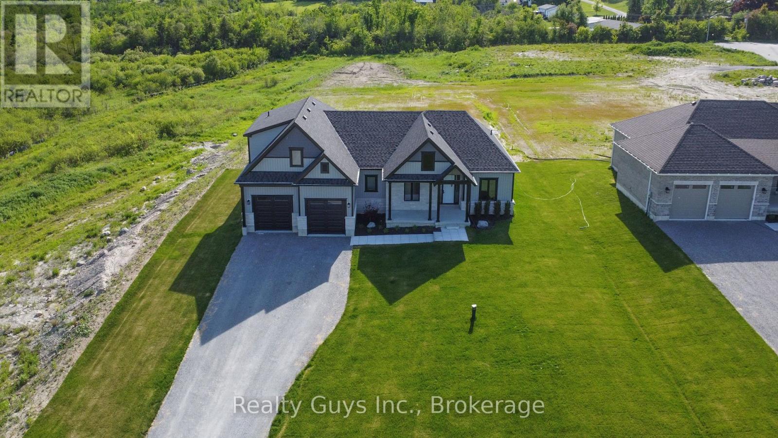 2424 Gwendolyn Court, Cavan Monaghan, Ontario  L0A 1C0 - Photo 3 - X13423212