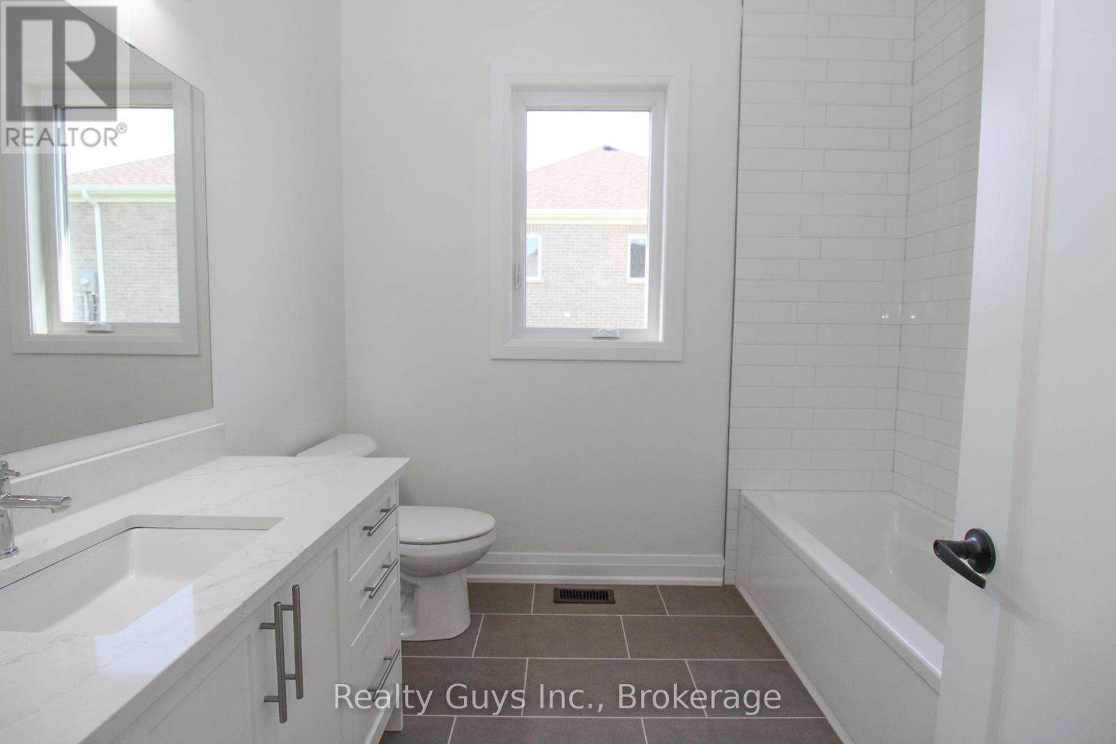 2424 Gwendolyn Court, Cavan Monaghan, Ontario  L0A 1C0 - Photo 43 - X13423212