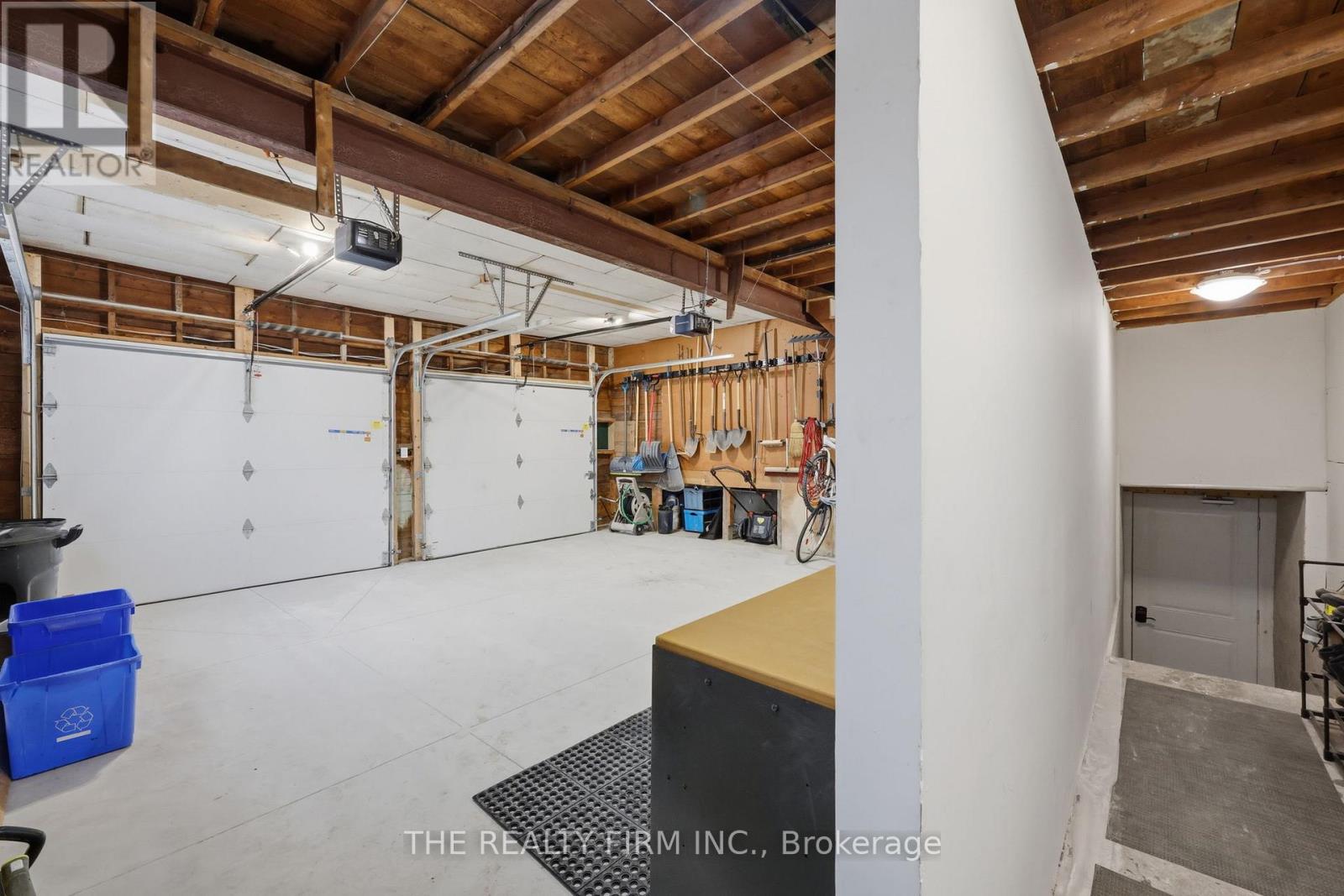 8 Briscoe Street W, London South, Ontario  N6J 1L8 - Photo 35 - X13423168