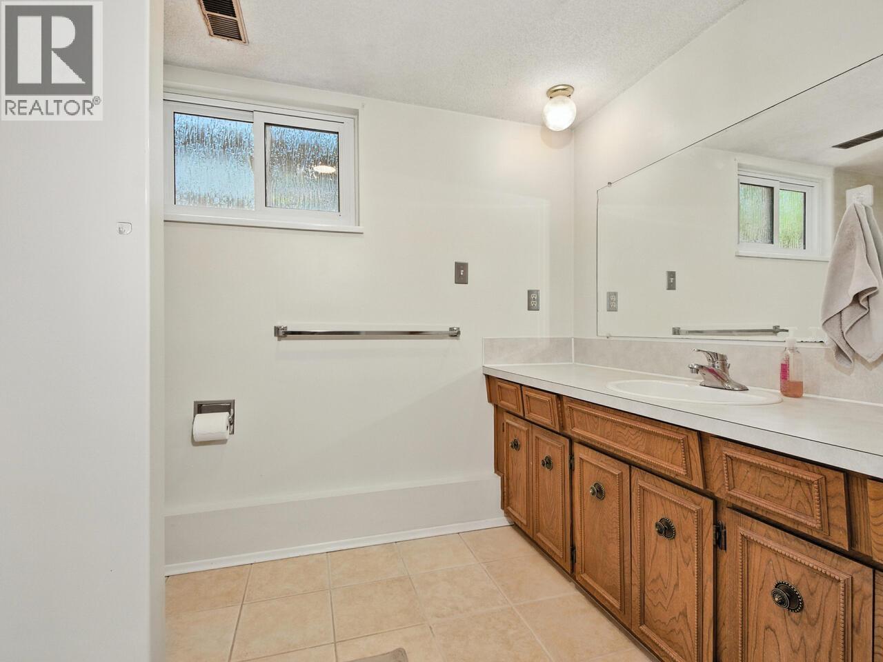 7080 Kimberley Drive, Richmond, British Columbia  V7A 4S4 - Photo 20 - R3134218