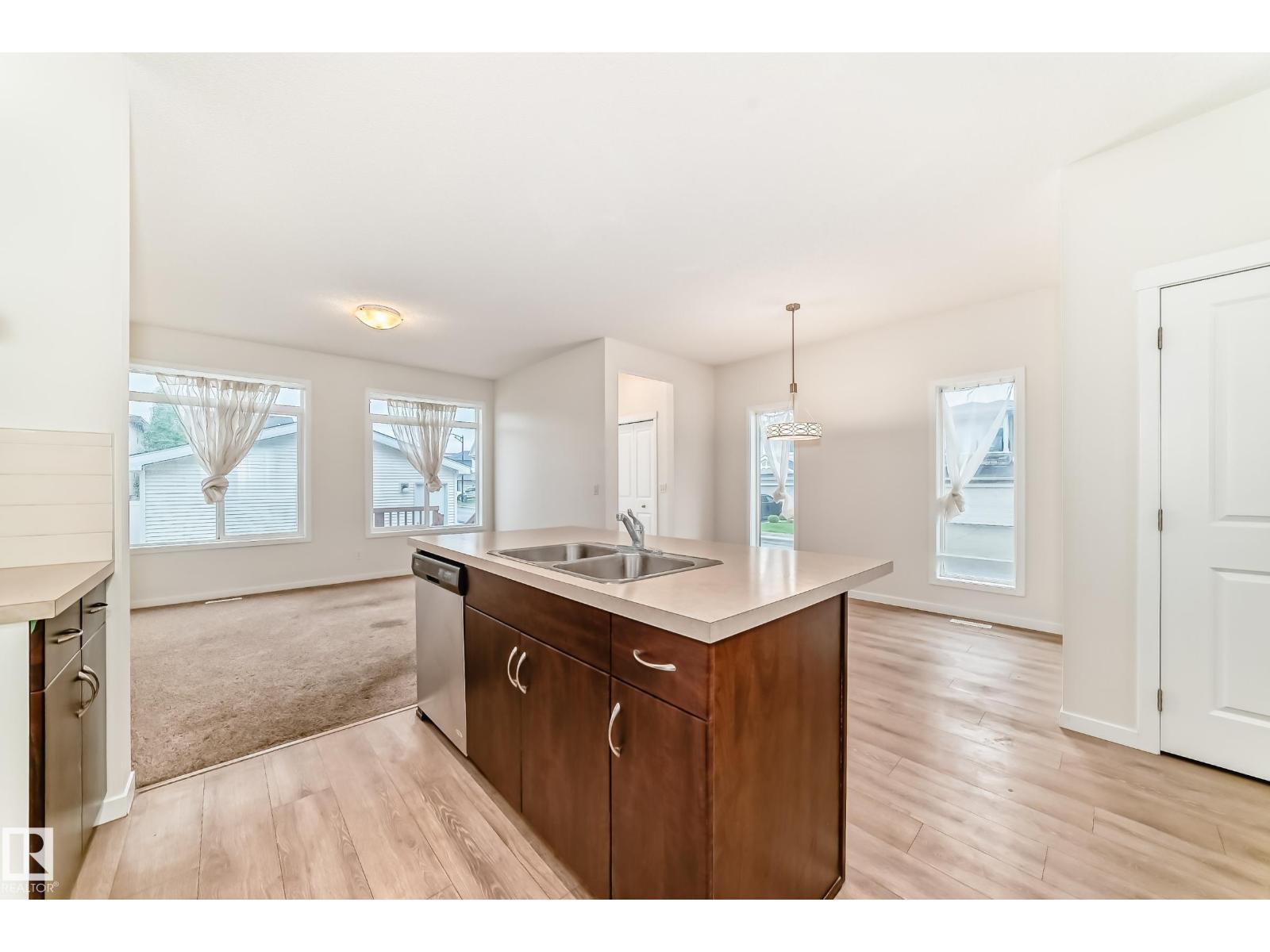 18103 77 St NW, Edmonton, Alberta  T5Z 0L8 - Photo 8 - E4492678