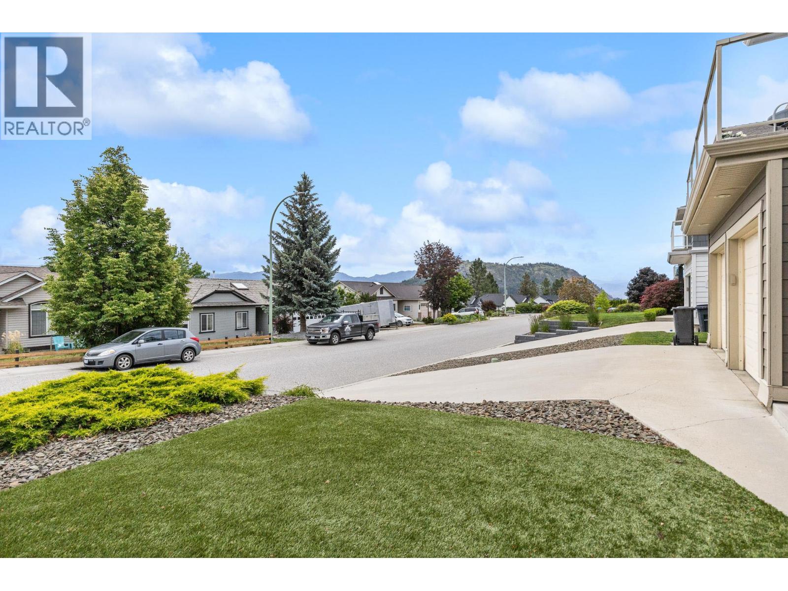 2042 Moonbeam Close, West Kelowna, British Columbia  V1Z 3X9 - Photo 42 - 10390011