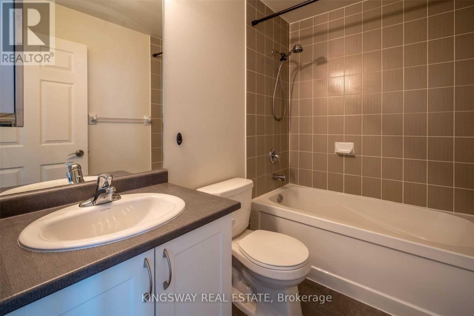 1512 - 339 Rathburn Road W, Mississauga, Ontario L5B 0K6 - Photo 14 - W13423202