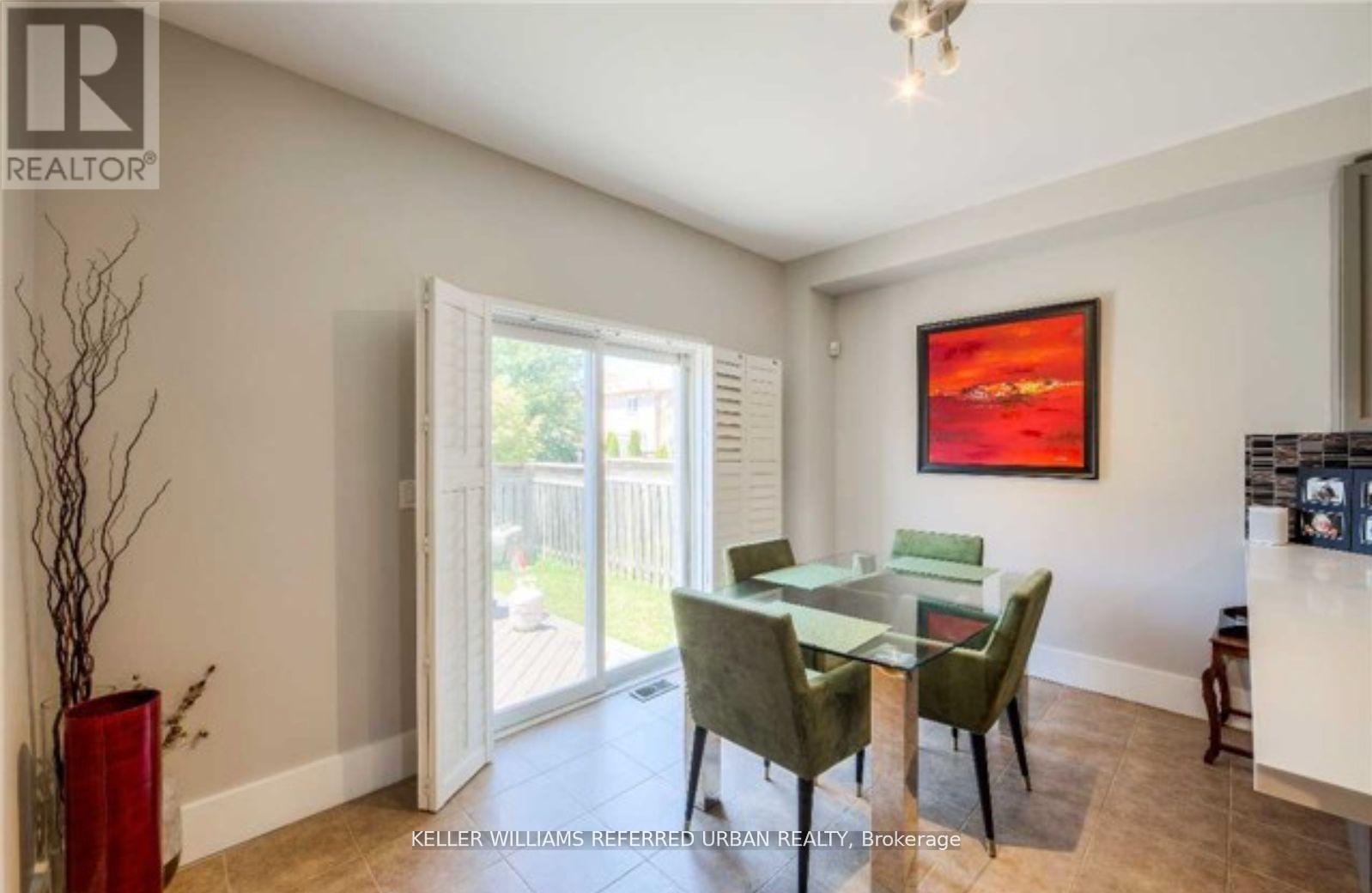 118 Earlsbridge Boulevard S, Brampton, Ontario  L7A 3W8 - Photo 6 - W13423214