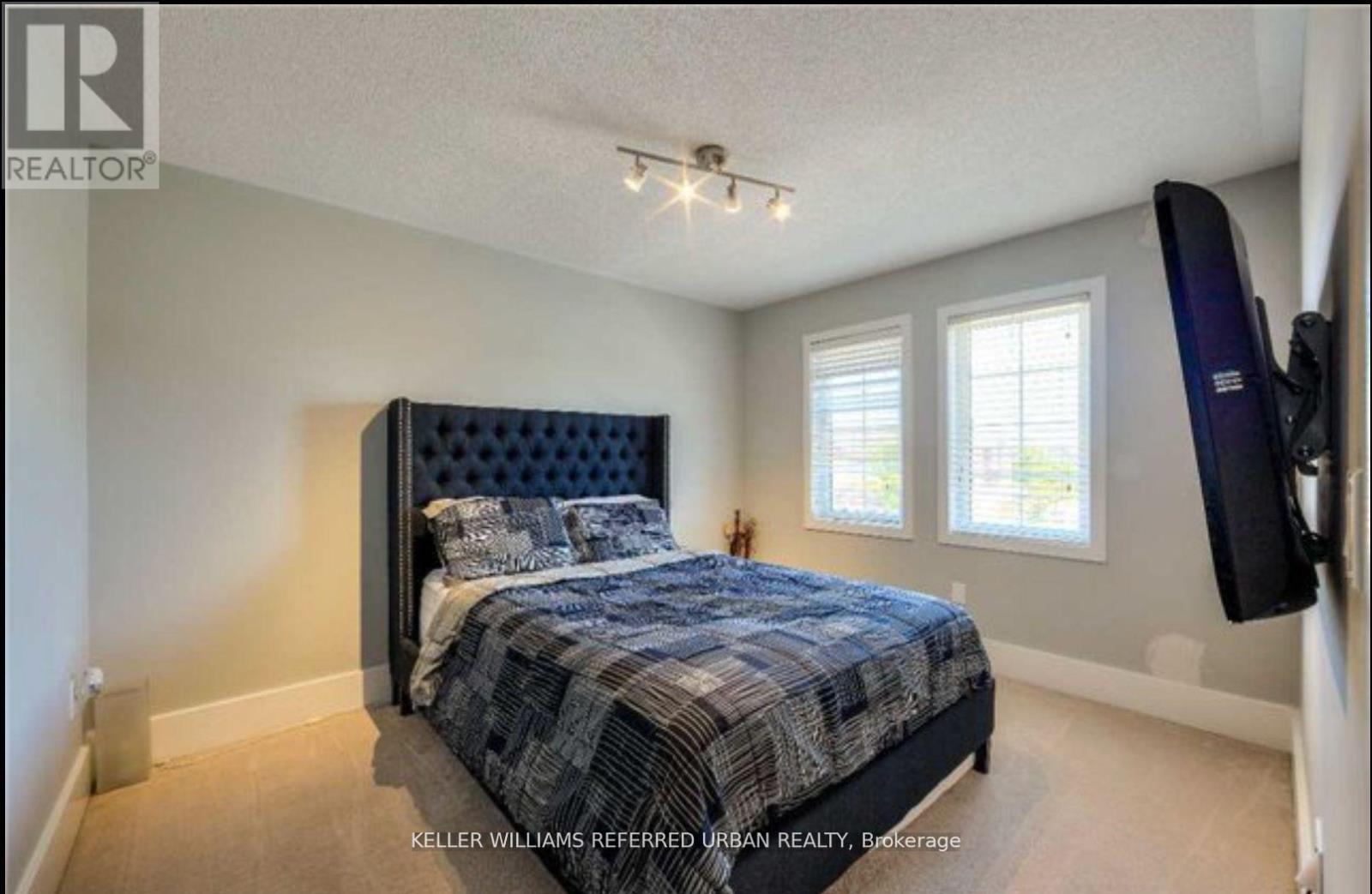 118 Earlsbridge Boulevard S, Brampton, Ontario  L7A 3W8 - Photo 7 - W13423214