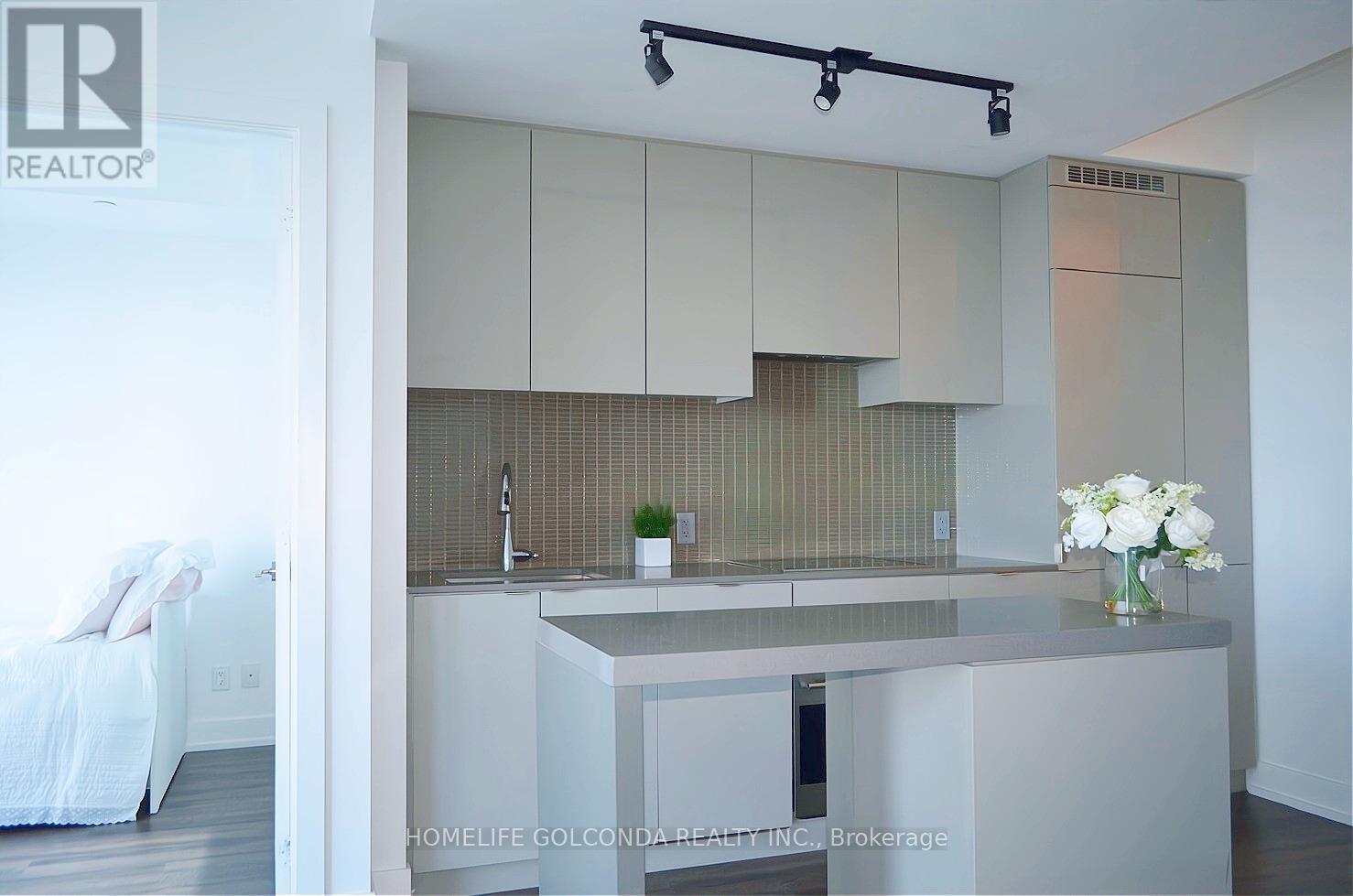 5001 - 7 Grenville Street, Toronto, Ontario M4Y 1W9 - Photo 11 - C13418180