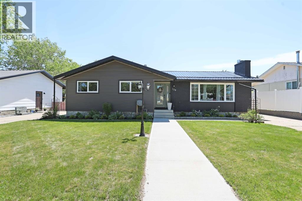 120 Ingram Park Drive E, Brooks, Alberta  T1R 0J9 - Photo 1 - A2316644