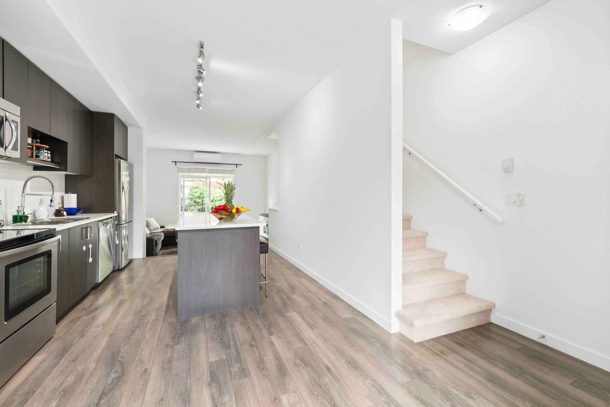 99 15340 Guildford Drive, Surrey, British Columbia  V3R 0C9 - Photo 10 - R3131495